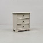 1269 1281 CHEST OF DRAWERS